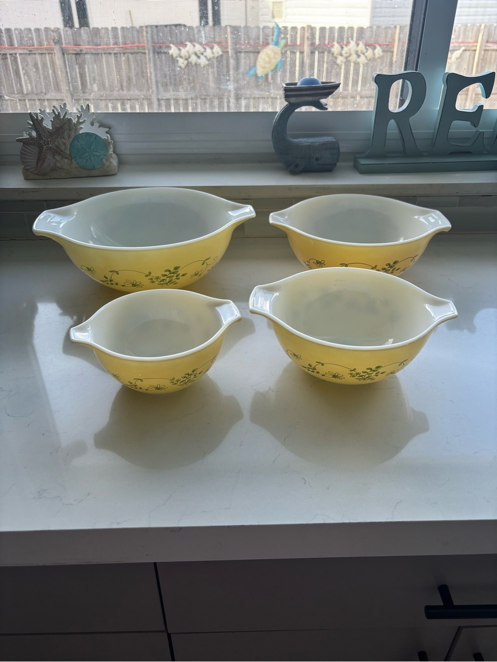 Vintage  Shenandoah Mixing Bowls Set - 4 Piece